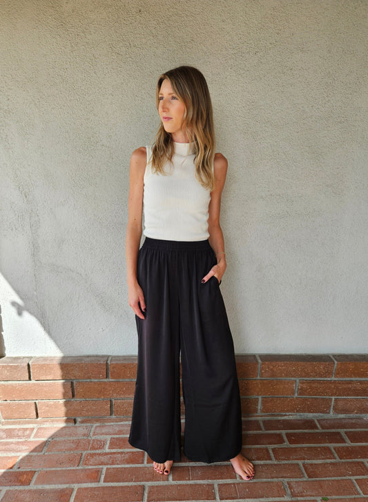 Day to Night Pant in Ebony